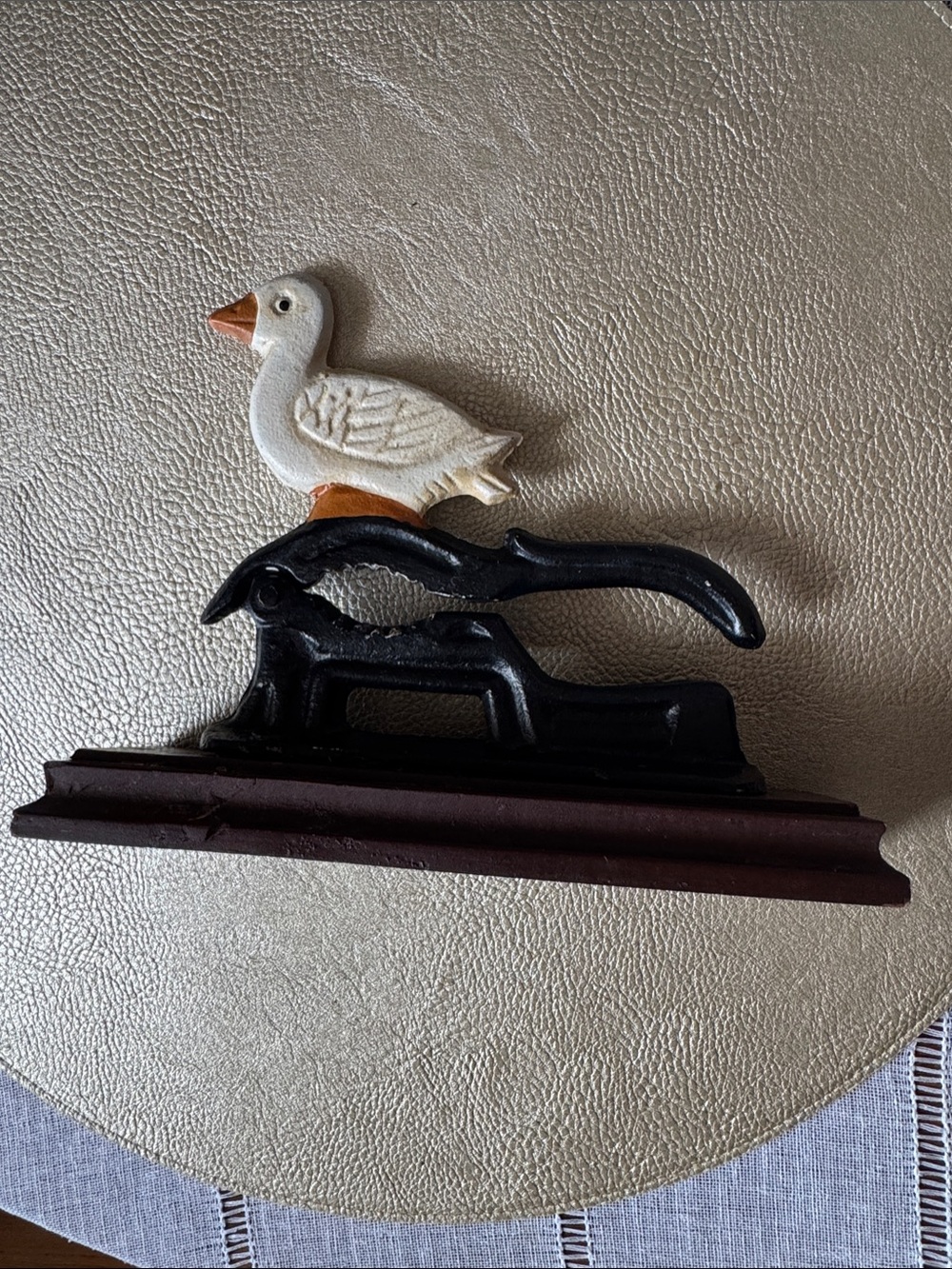 White Duck Decorative cast-iron Nutcracker